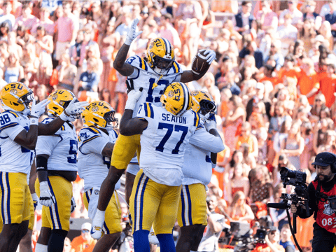 LSU RB Dilin Jones celebrates a touchdown in the blowout win over Auburn (Photo: USA TODAY Network via Reuters Connect)